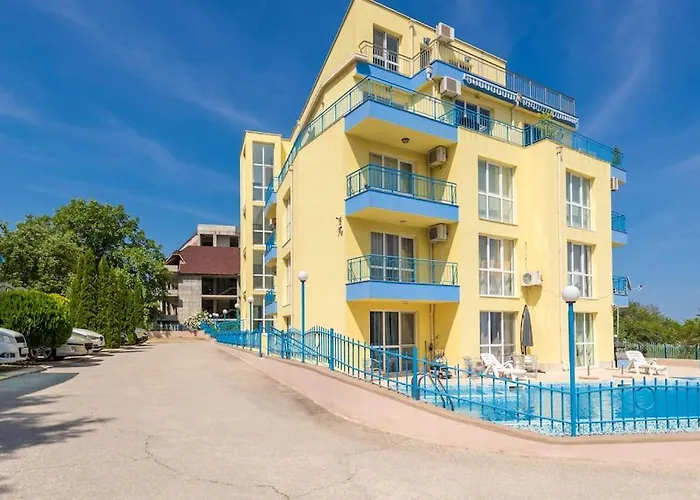 Apartment Lighthouse Varna