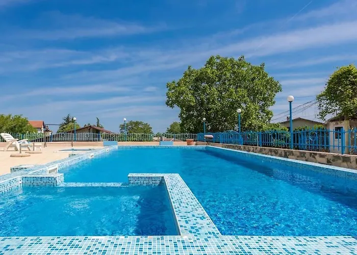 Apartment Lighthouse Varna